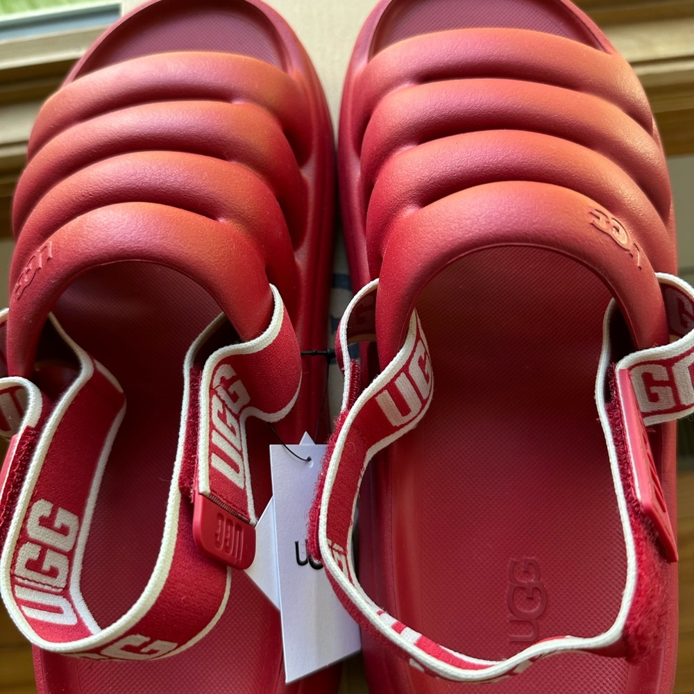 UGG Sport Yeah Sandals 9 Samba Red Slides logo Print Backstrap Resort Beach